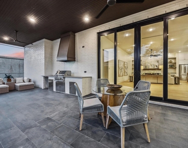 431 W 30th Street - Photo Thumbnail 29