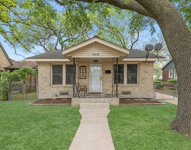 512 Gale Street - Photo Thumbnail 1