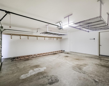 2364 Arlington Street - Photo Thumbnail 44