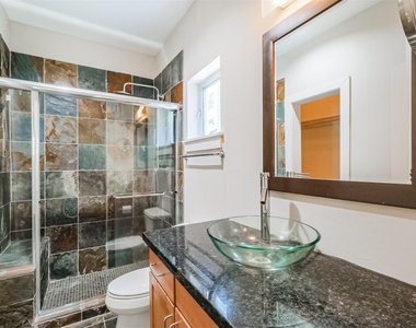 2364 Arlington Street - Photo Thumbnail 9