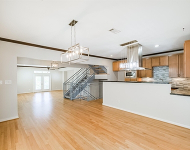 2364 Arlington Street - Photo Thumbnail 17