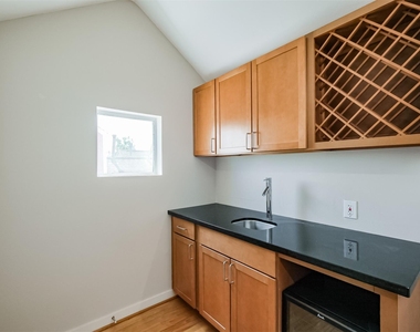 2364 Arlington Street - Photo Thumbnail 39