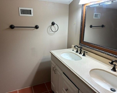8370 Fm 1488 - Photo Thumbnail 20