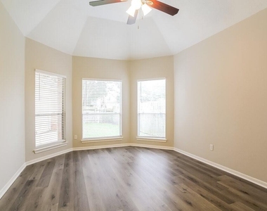 6615 Bluebottle Lane - Photo Thumbnail 8