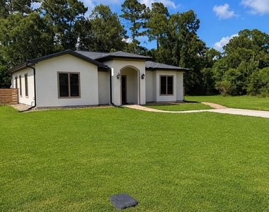11611 Walraven Drive - Photo Thumbnail 2