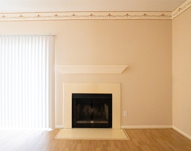 6500 Harbor Town Drive - Photo Thumbnail 5