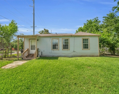 7304 Kinney Street - Photo Thumbnail 7