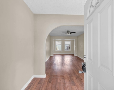 7304 Kinney Street - Photo Thumbnail 5