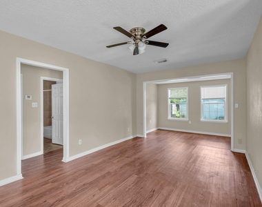 7304 Kinney Street - Photo Thumbnail 10