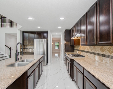 16430 Williamstown Drive - Photo Thumbnail 14