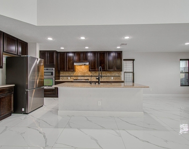 16430 Williamstown Drive - Photo Thumbnail 16