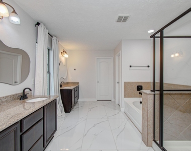 16430 Williamstown Drive - Photo Thumbnail 21