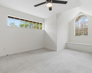 23 Cedar Chase Place - Photo Thumbnail 25