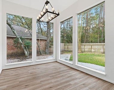 23 Cedar Chase Place - Photo Thumbnail 9