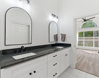 23 Cedar Chase Place - Photo Thumbnail 19