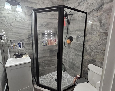 409 Perkins Avenue - Photo Thumbnail 12