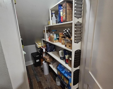409 Perkins Avenue - Photo Thumbnail 5