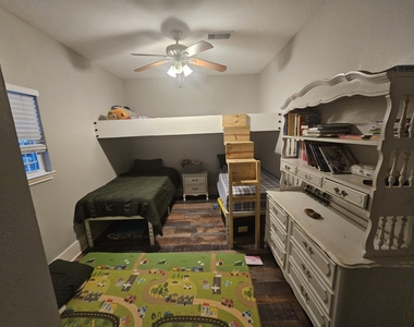 409 Perkins Avenue - Photo Thumbnail 18