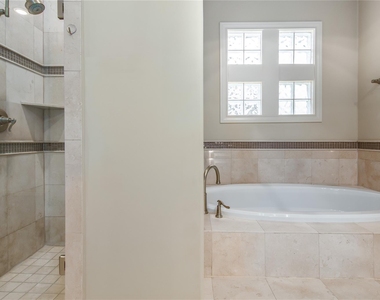 2419 Brazoria Street - Photo Thumbnail 21