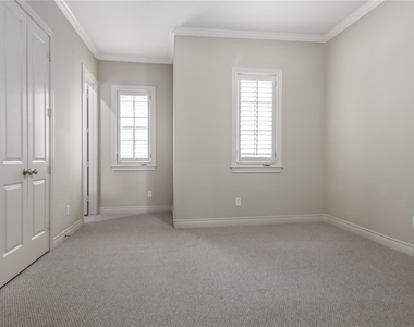 2419 Brazoria Street - Photo Thumbnail 22