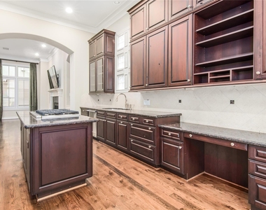 2419 Brazoria Street - Photo Thumbnail 13