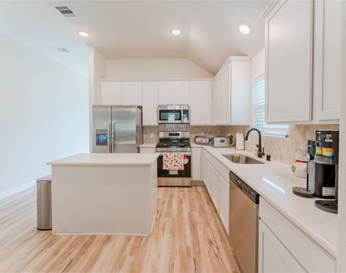 8439 Red Shiner Way - Photo Thumbnail 8