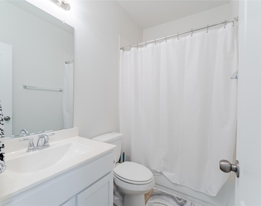 8439 Red Shiner Way - Photo Thumbnail 16