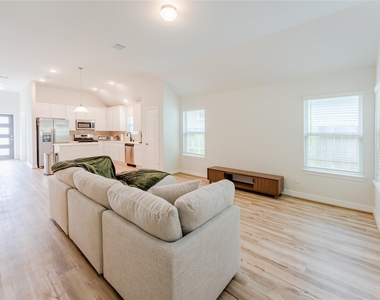 8439 Red Shiner Way - Photo Thumbnail 14