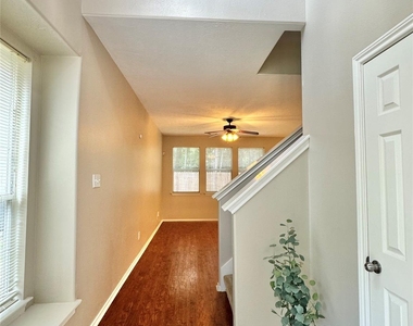 234 W Stedhill Loop - Photo Thumbnail 5