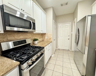 234 W Stedhill Loop - Photo Thumbnail 12