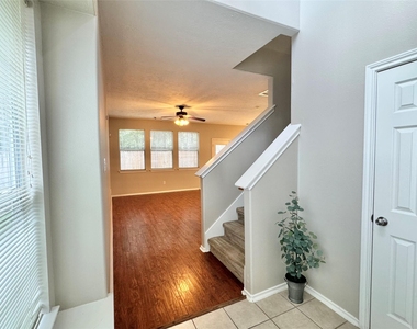 234 W Stedhill Loop - Photo Thumbnail 4