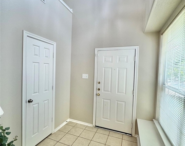 234 W Stedhill Loop - Photo Thumbnail 3