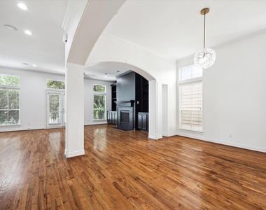 4013 Blossom Street - Photo Thumbnail 24
