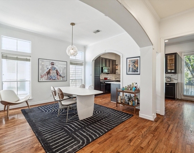 4013 Blossom Street - Photo Thumbnail 3