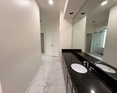 1114 Stoney Hill Drive - Photo Thumbnail 27