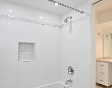 2824 Briarhurst Drive - Photo Thumbnail 13