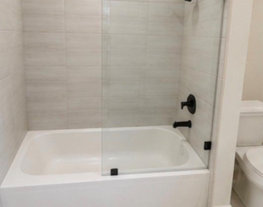 229 Oxford Drive - Photo Thumbnail 6