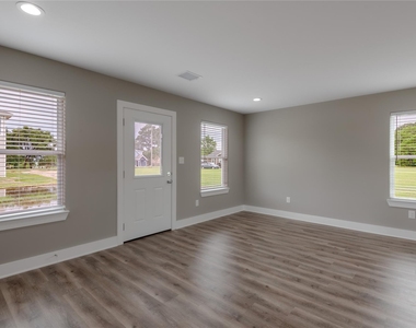 250 N Shady Oaks Drive - Photo Thumbnail 9