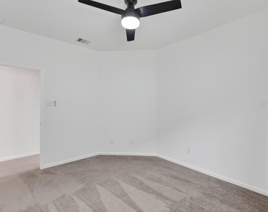 5634 Amber Brook Lane - Photo Thumbnail 31