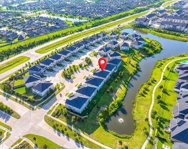 5634 Amber Brook Lane - Photo Thumbnail 5
