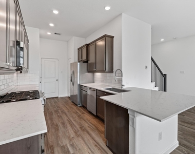 5634 Amber Brook Lane - Photo Thumbnail 19