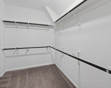 5634 Amber Brook Lane - Photo Thumbnail 29