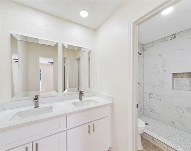 14006 Briarworth Drive - Photo Thumbnail 15
