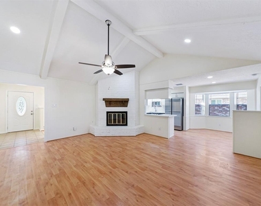 14006 Briarworth Drive - Photo Thumbnail 2