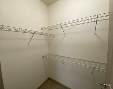 2700 Brazos Street - Photo Thumbnail 5