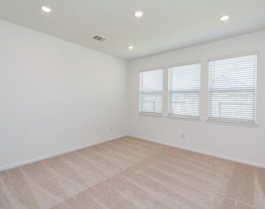 21835 Red Lantana Trail - Photo Thumbnail 8