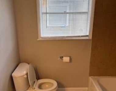 1417 Bland Street - Photo Thumbnail 16