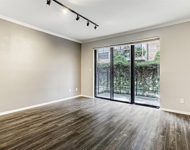 2400 N Braeswood Boulevard - Photo Thumbnail 3