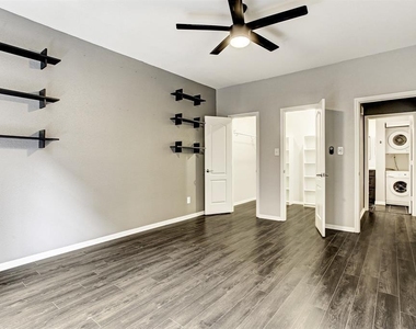 2400 N Braeswood Boulevard - Photo Thumbnail 9