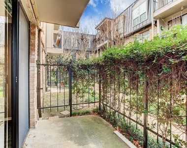 2400 N Braeswood Boulevard - Photo Thumbnail 11